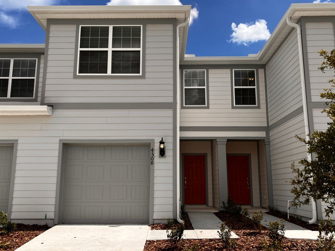 Foto principal - 4508 Sparkling Shell Ave