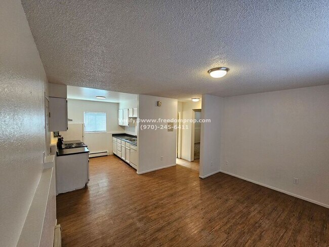 Foto del edificio - 611 Belford Ave