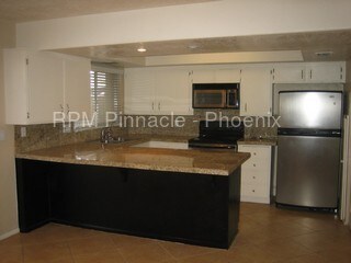 Building Photo - 1389 N 44th St