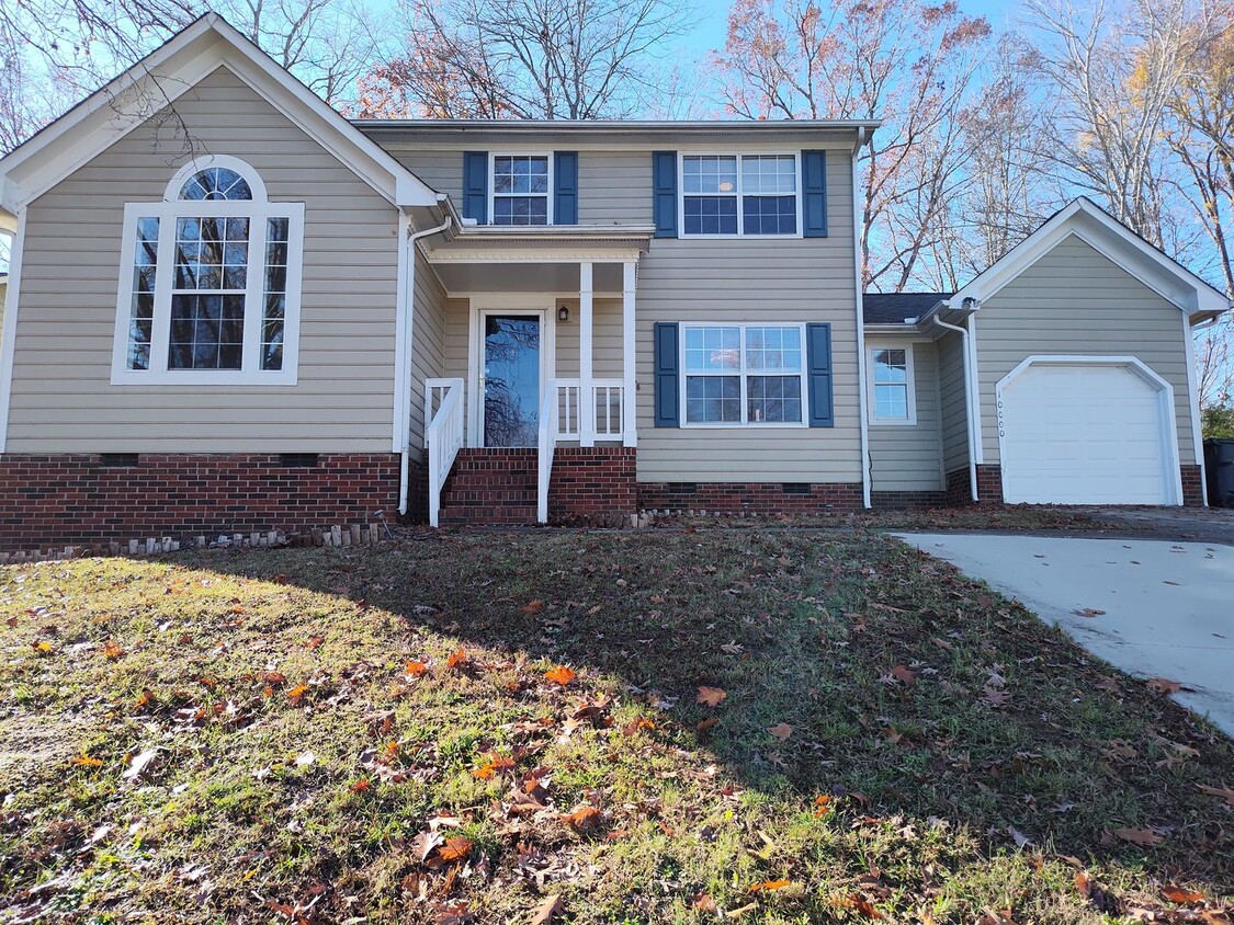 Foto principal - Move-In Ready Home located in the Ashley F...