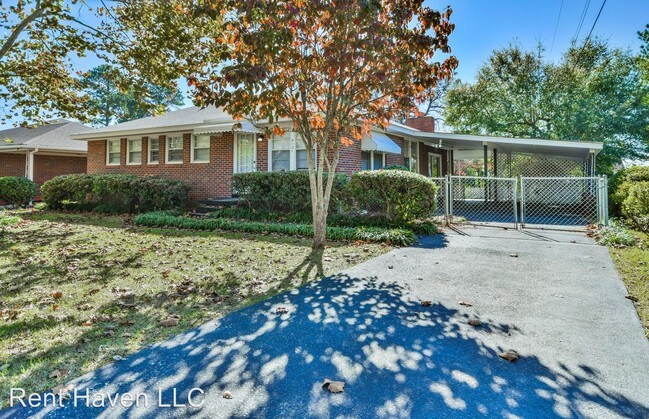 Building Photo - 4 br, 2.5 bath House - 4121 Chesterfield Dr