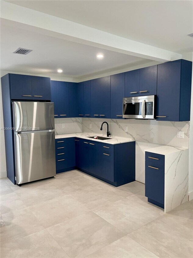 Foto del edificio - 1434 NW 52nd St