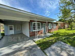 Building Photo - 3033 O'Hara Dr N