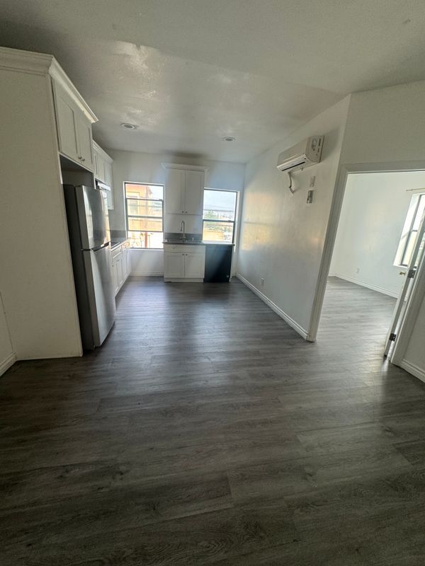 Foto del edificio - 4502 S Broadway