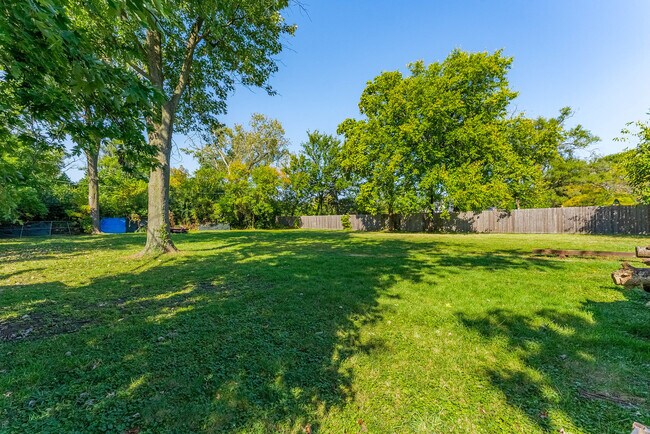 Foto del edificio - 32 S Monterey Ave