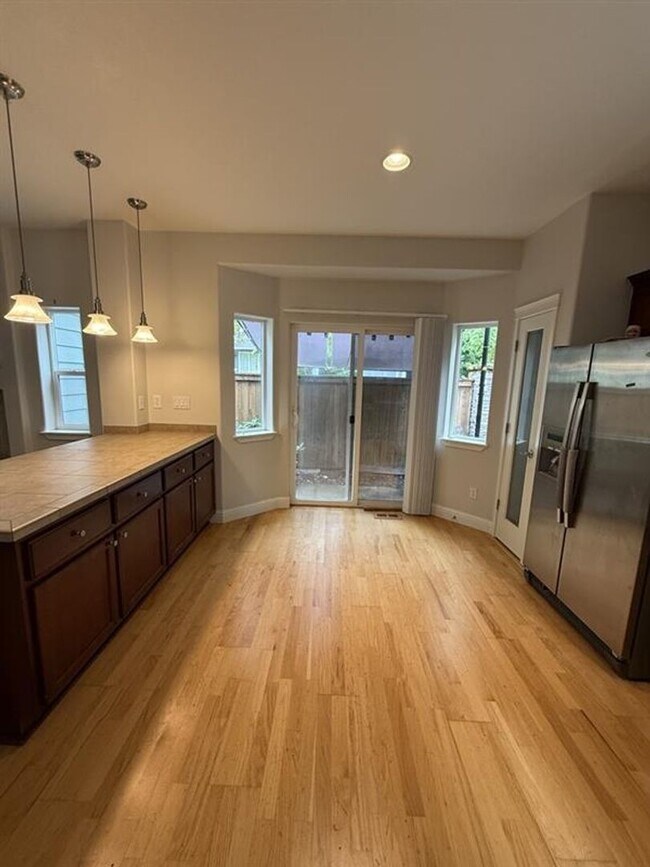 Foto del edificio - 3714 NW 4th Way