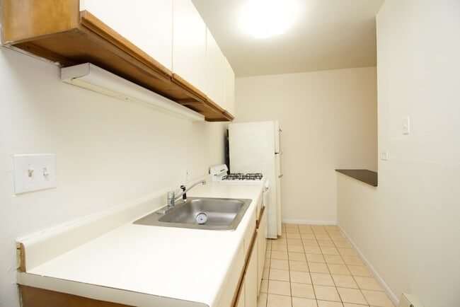 Foto del edificio - 820 W Cornelia