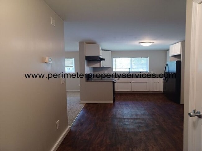 Building Photo - Wow! Come See this Awesome Unit Today!