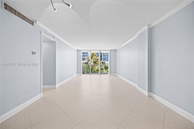 Foto del edificio - 3001 S Ocean Dr