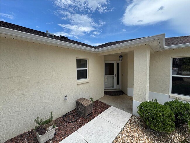 8850 SE 167th Mayfield Pl The - 8850 Se 167th Mayfield Pl The Villages Fl Building Photo 