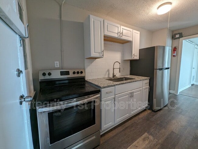 Building Photo - 4408 Montgall Ave