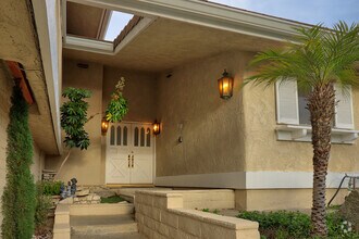 Building Photo - 7861 Oceanus Dr