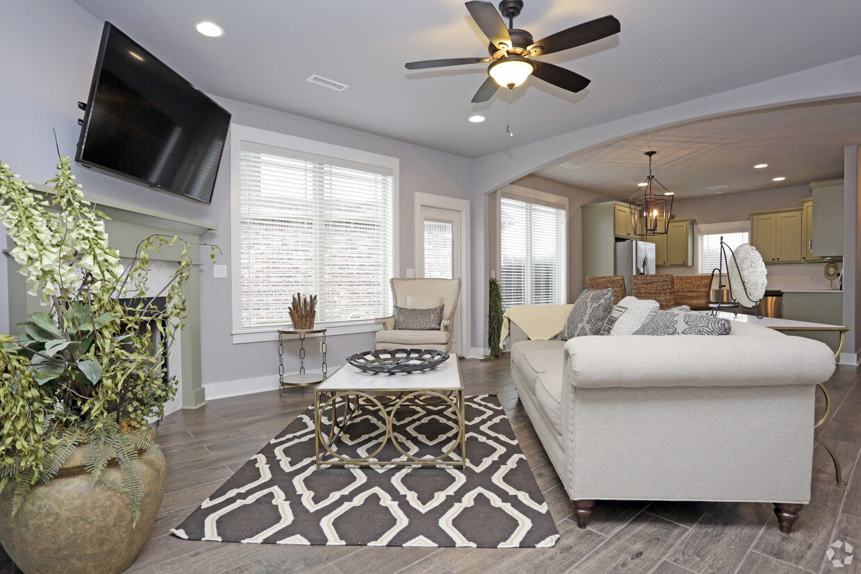 Foto principal - The Villas at Forest Hills