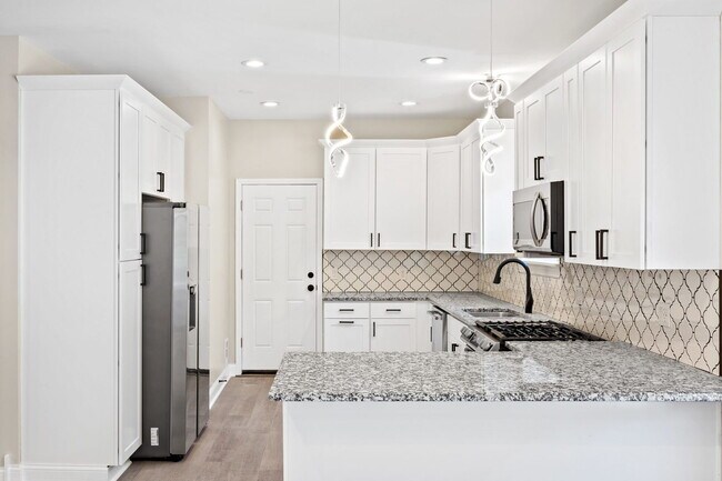 Foto del edificio - 7950 S Justine St