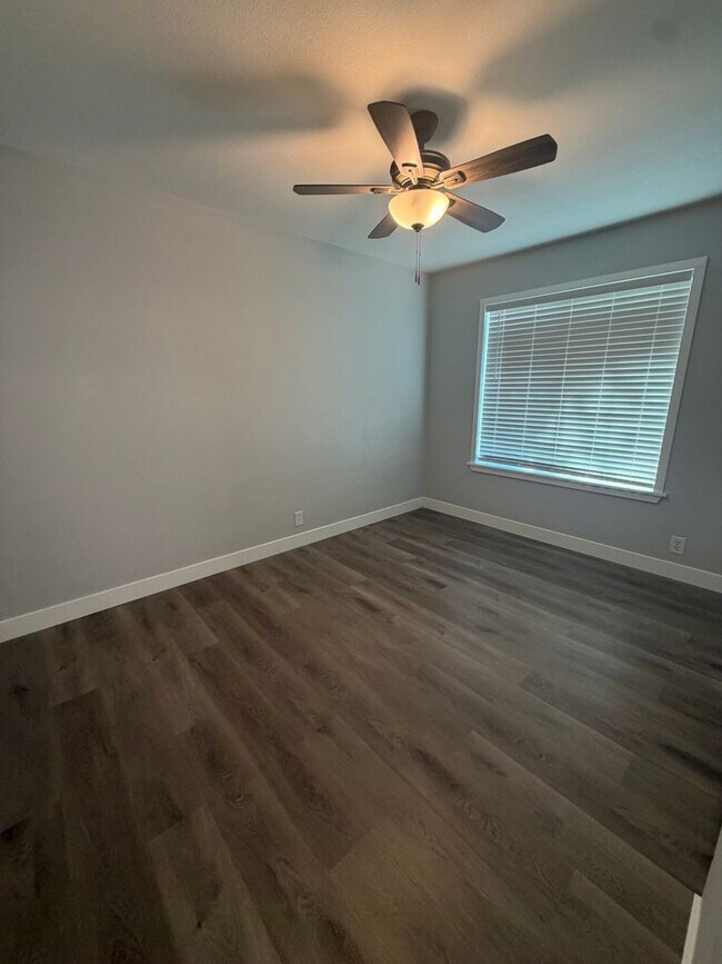 Foto del edificio - 42843 Alep St