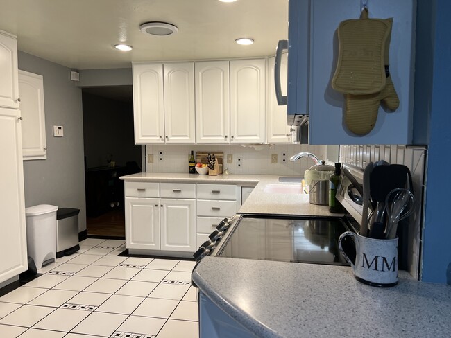 Photo - 1710 Ulster St House