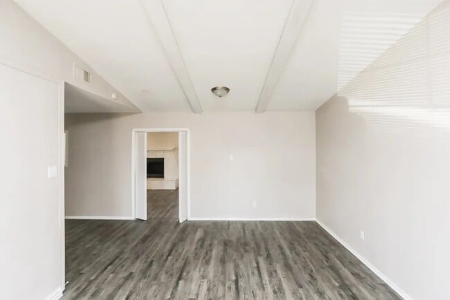 Foto del edificio - 4760 NW Huserik Dr