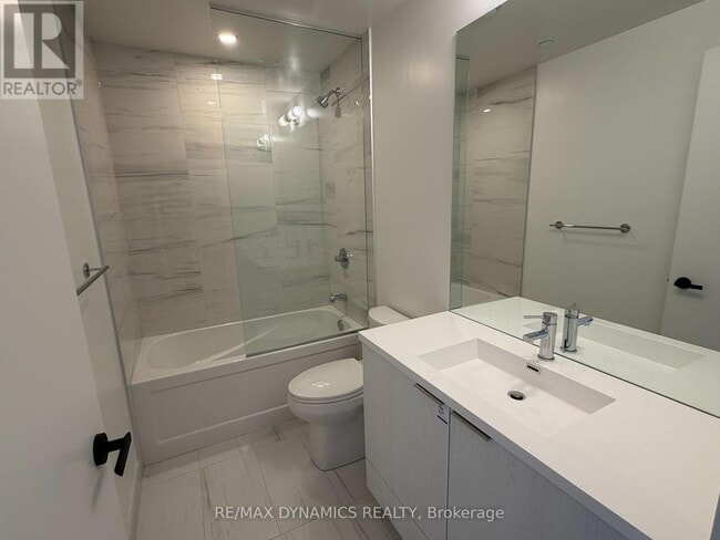 Building Photo - 8 Interchange Wy