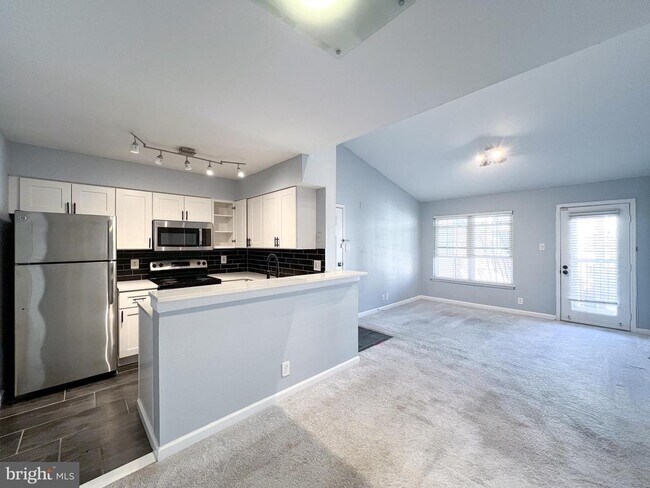 Building Photo - 3312 Wyndham Cir