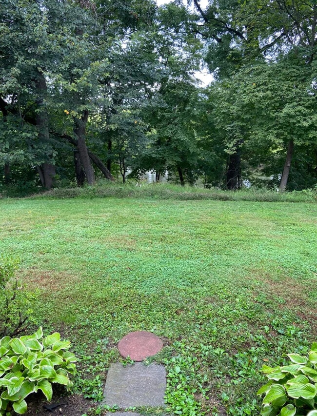 Building Photo - 6259 Stanford Ct