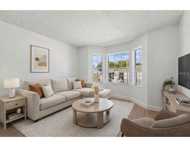 Foto del edificio - 4511 S Oak Dr