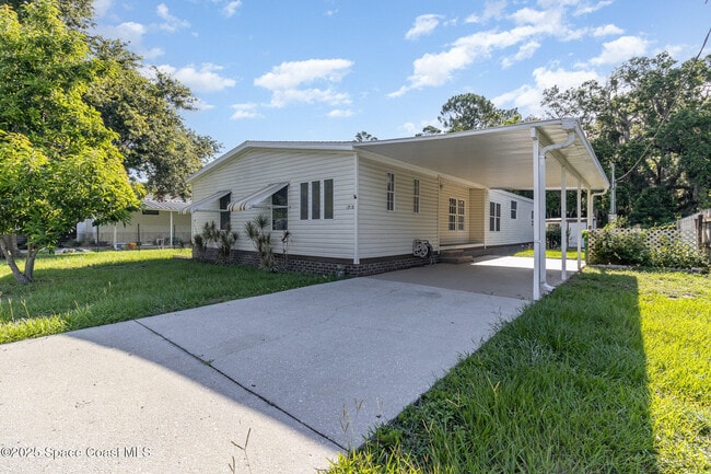 Building Photo - 4755 Cambridge Dr