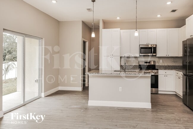 Building Photo - 1282 Amelia Ave SW