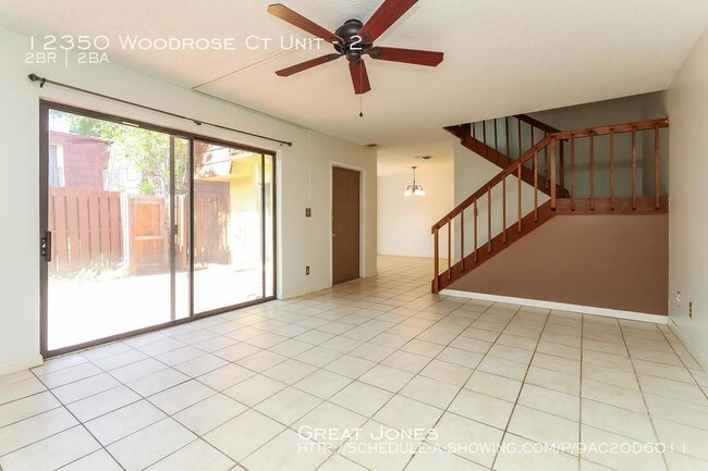 Foto del edificio - 12350 Woodrose Ct
