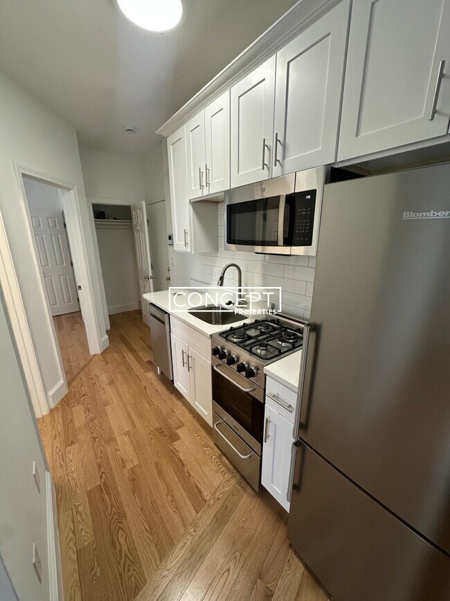 Foto del edificio - 151 Park Dr