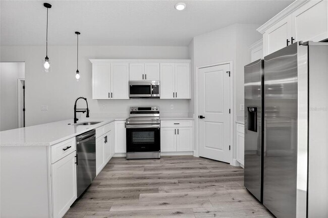 Foto del edificio - 8030 N Galena Ave