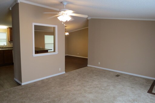 Building Photo - 330 Engel Rd