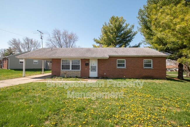 Foto del edificio - 1205 S Maple Ave