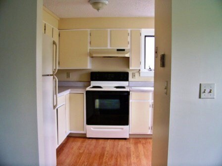 Building Photo - 21 Village Dr