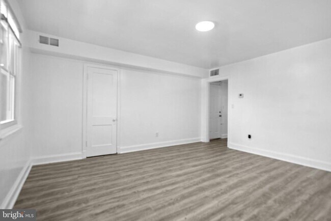 Building Photo - 4937 1st St NW