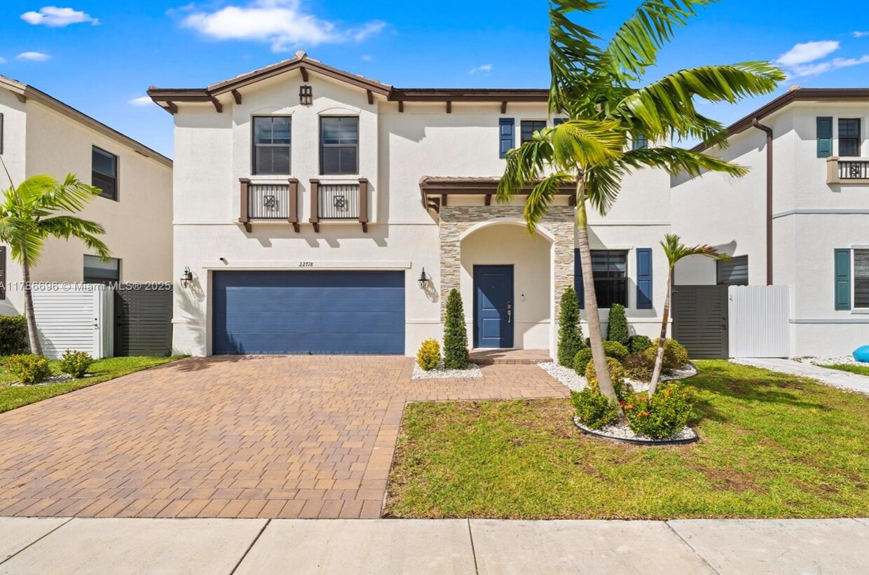 Foto principal - 22718 SW 131st Ave