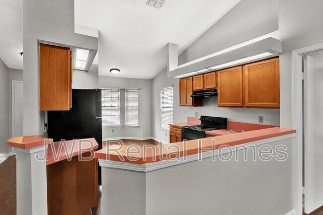 Building Photo - 11771 High Plains Dr E