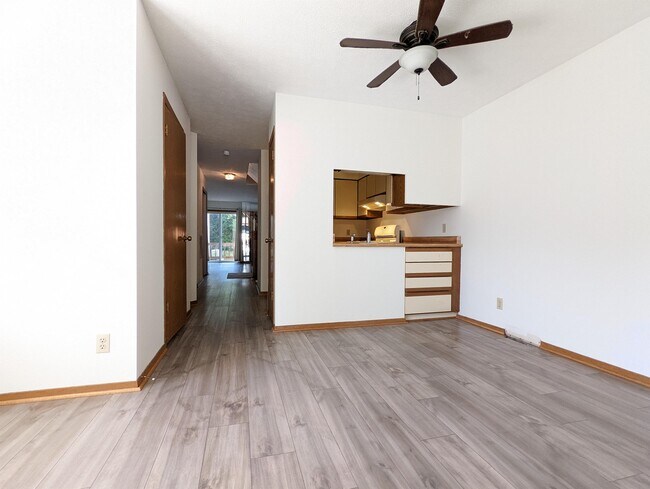 Building Photo - 219 Wethington Dr