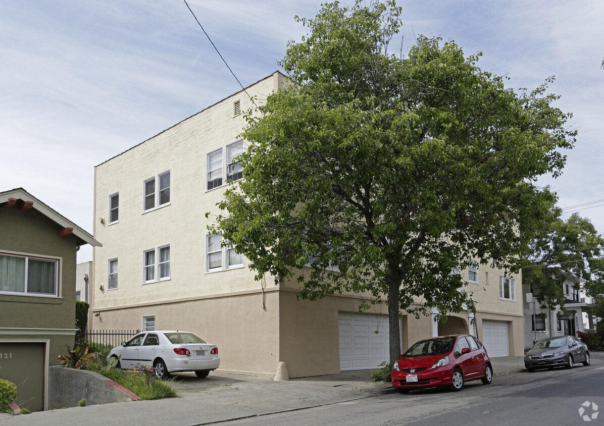 Foto del edificio - 4133 Webster St