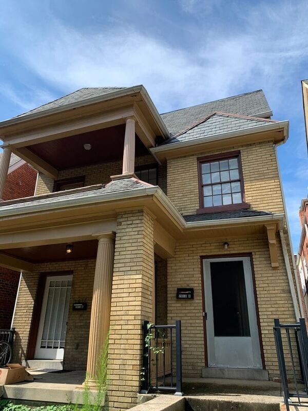 Primary Photo - 2913 W Grace St