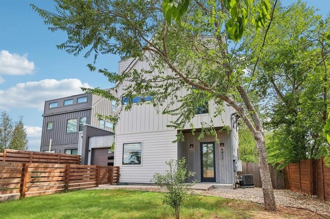 Building Photo - 5417 Samuel Huston Ave