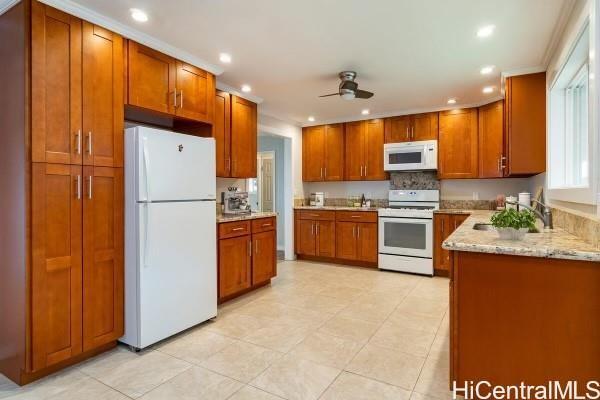 Building Photo - 2542 Tantalus Dr