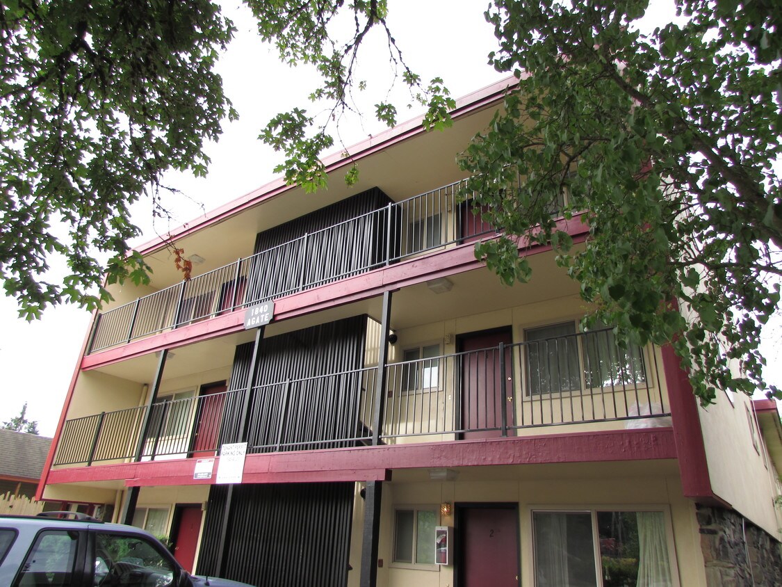 1840 Agate St, Eugene, OR 97403 Apartments in Eugene, OR