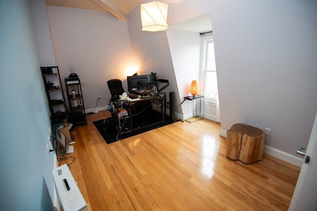 Foto del edificio - 1723 Washington St