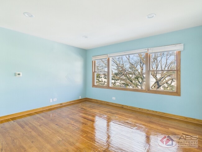 Building Photo - 755 Dulles Rd