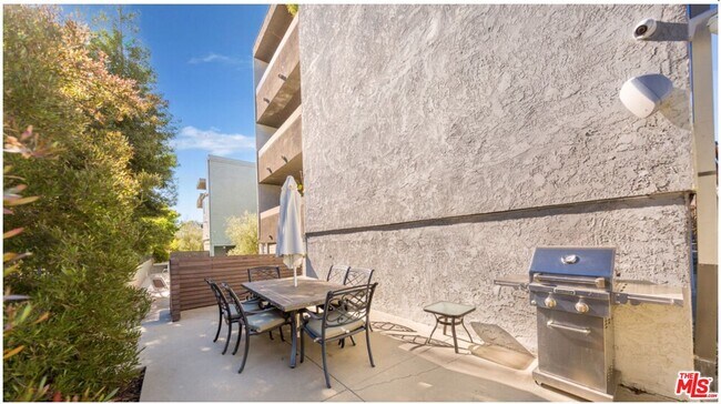 Foto del edificio - 5260 Bellingham Ave