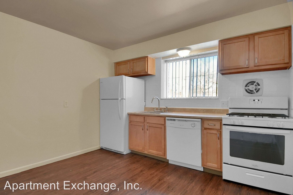 Primary Photo - 7707 Lindbergh Dr