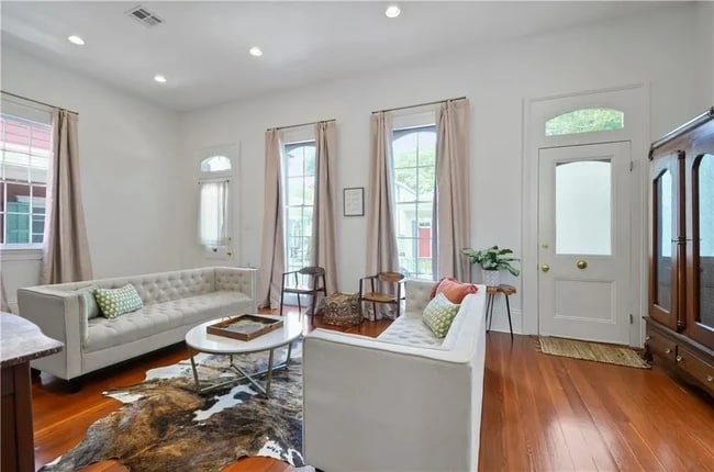 Foto del edificio - 435 Bouny St