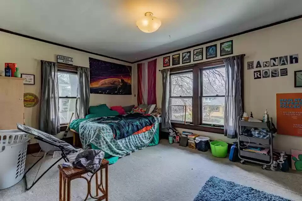 602 S Broadway Ave Unit 3, Urbana, IL 61801 Condo for Rent in Urbana