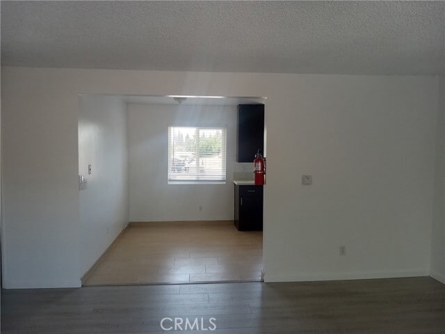 Building Photo - 432 S Almansor St