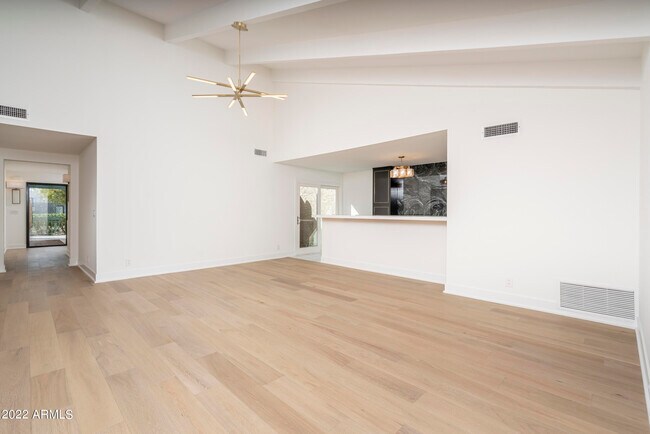 Building Photo - 4241 N 43rd St
